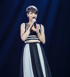 Italian singer Alessandra Amoroso performs live on stage at Mediolanum Forum for her tour "Voglio vivere a colori" MILAN, ITALY Pictured: Alessandra Amoroso Ref: SPL1292937 300516 Picture by: EDV / Splash News Splash News and Pictures Los Angeles: 310-821-2666 New York: 212-619-2666 London: 870-934-2666 photodesk@splashnews.com